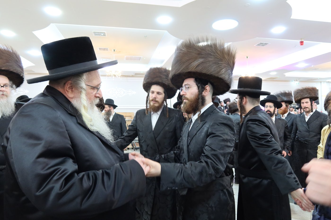 שמחת נישואי נכד האדמו"ר מנאדבורנה באניא