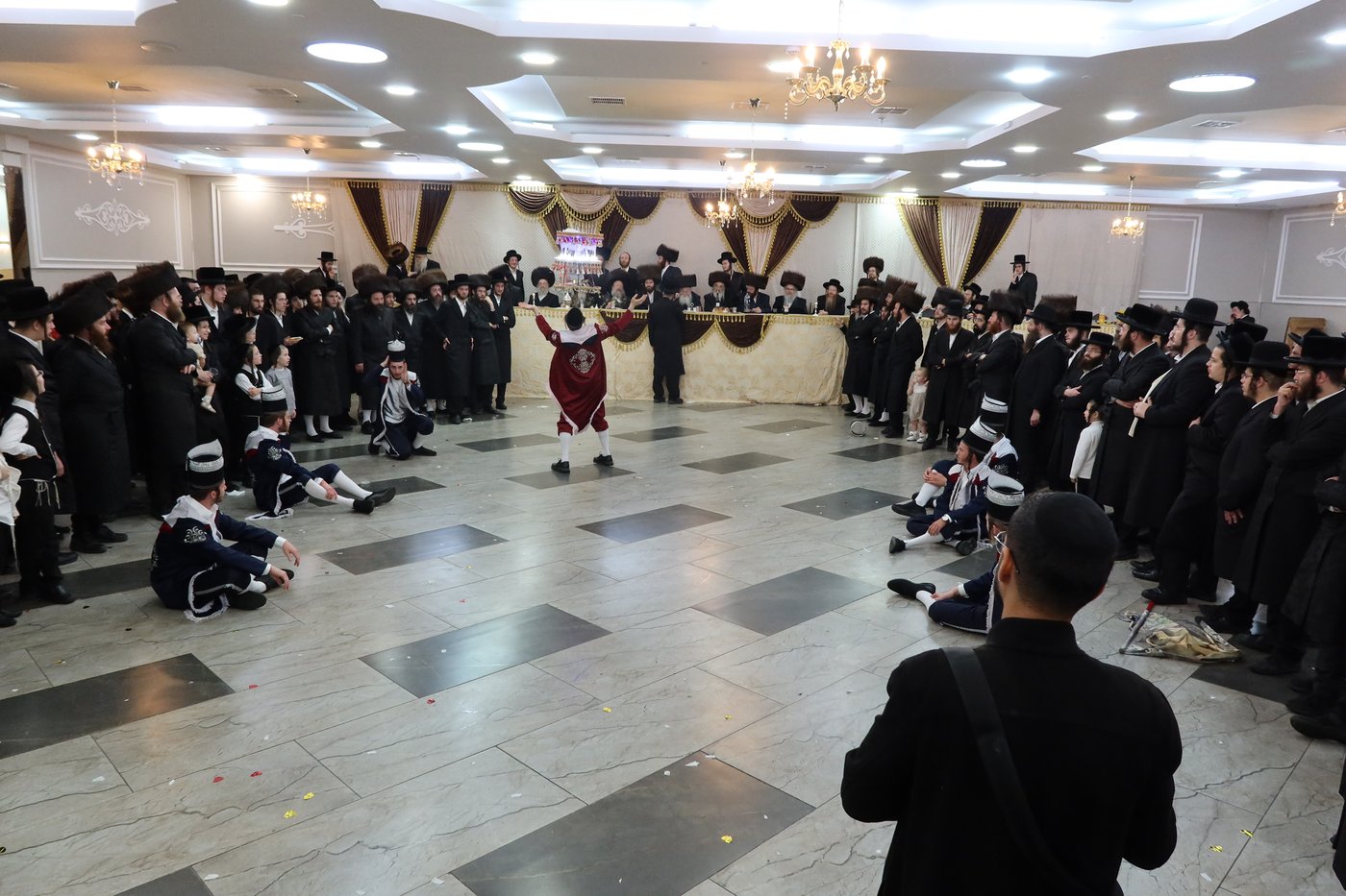 שמחת נישואי נכד האדמו"ר מנאדבורנה באניא