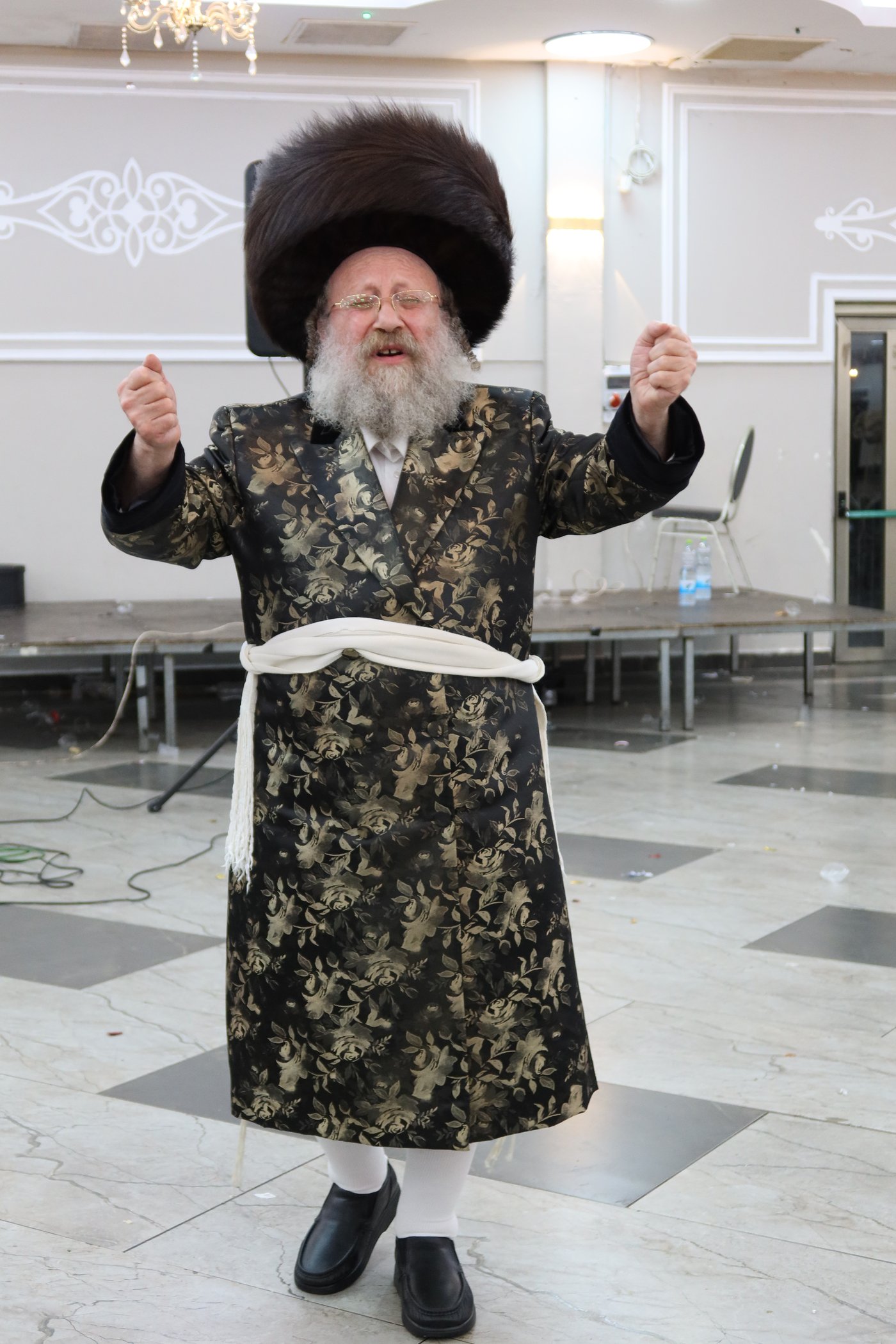 שמחת נישואי נכד האדמו"ר מנאדבורנה באניא