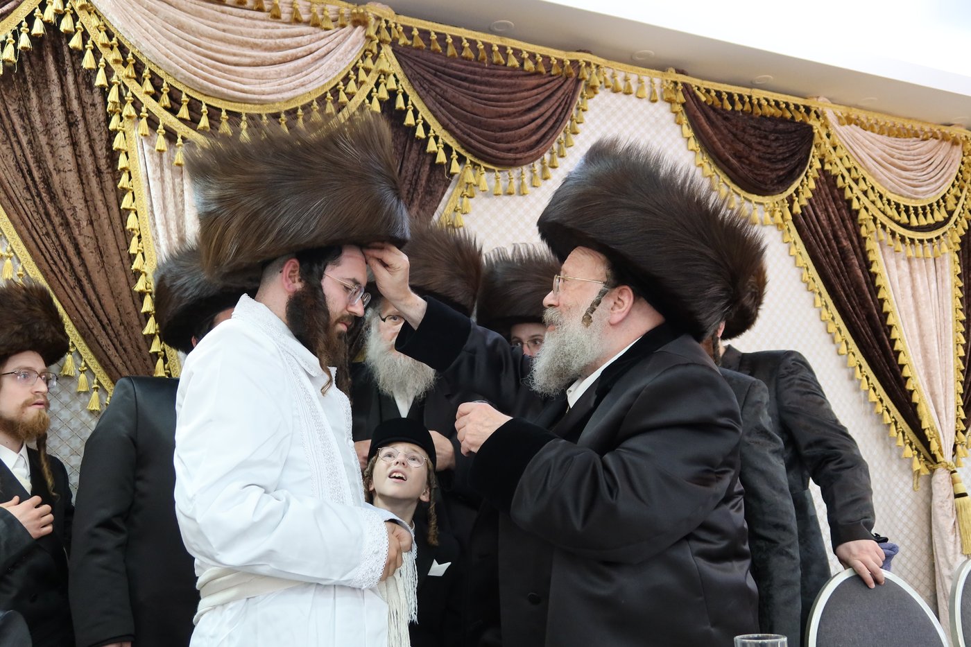 שמחת נישואי נכד האדמו"ר מנאדבורנה באניא
