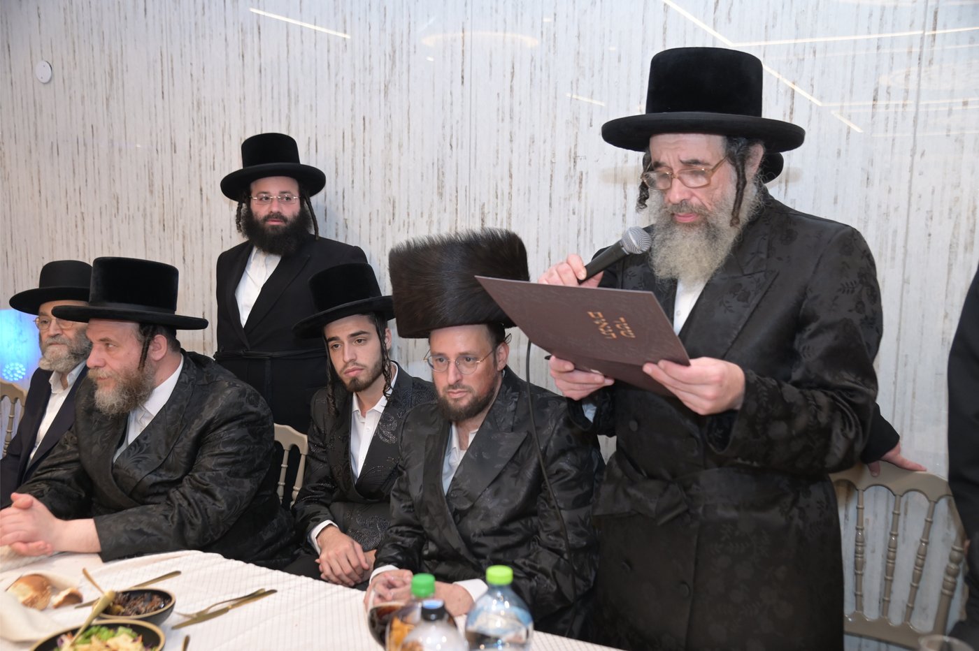 שמחת אירוסי בת איש התקשורת ישראל כהן