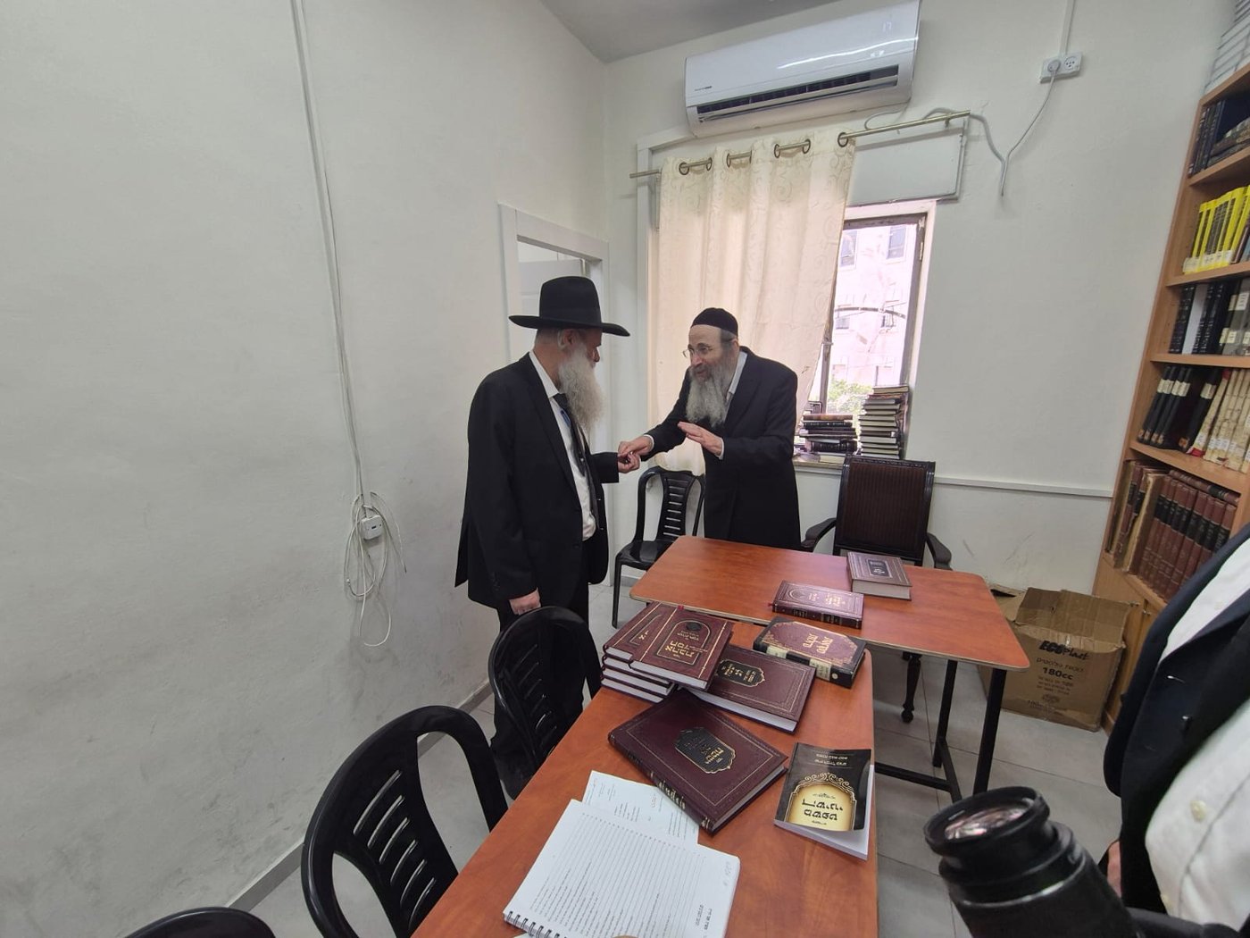 גדולי התורה והכותל: כך נערכו תלמידי 'אורחות חיים' לקראת ראש השנה