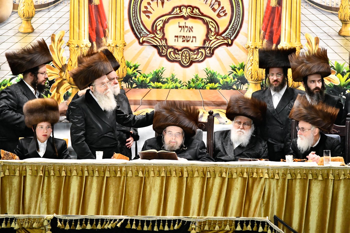 שמחת בר המצווה לנכד האדמו"ר מבעלזא