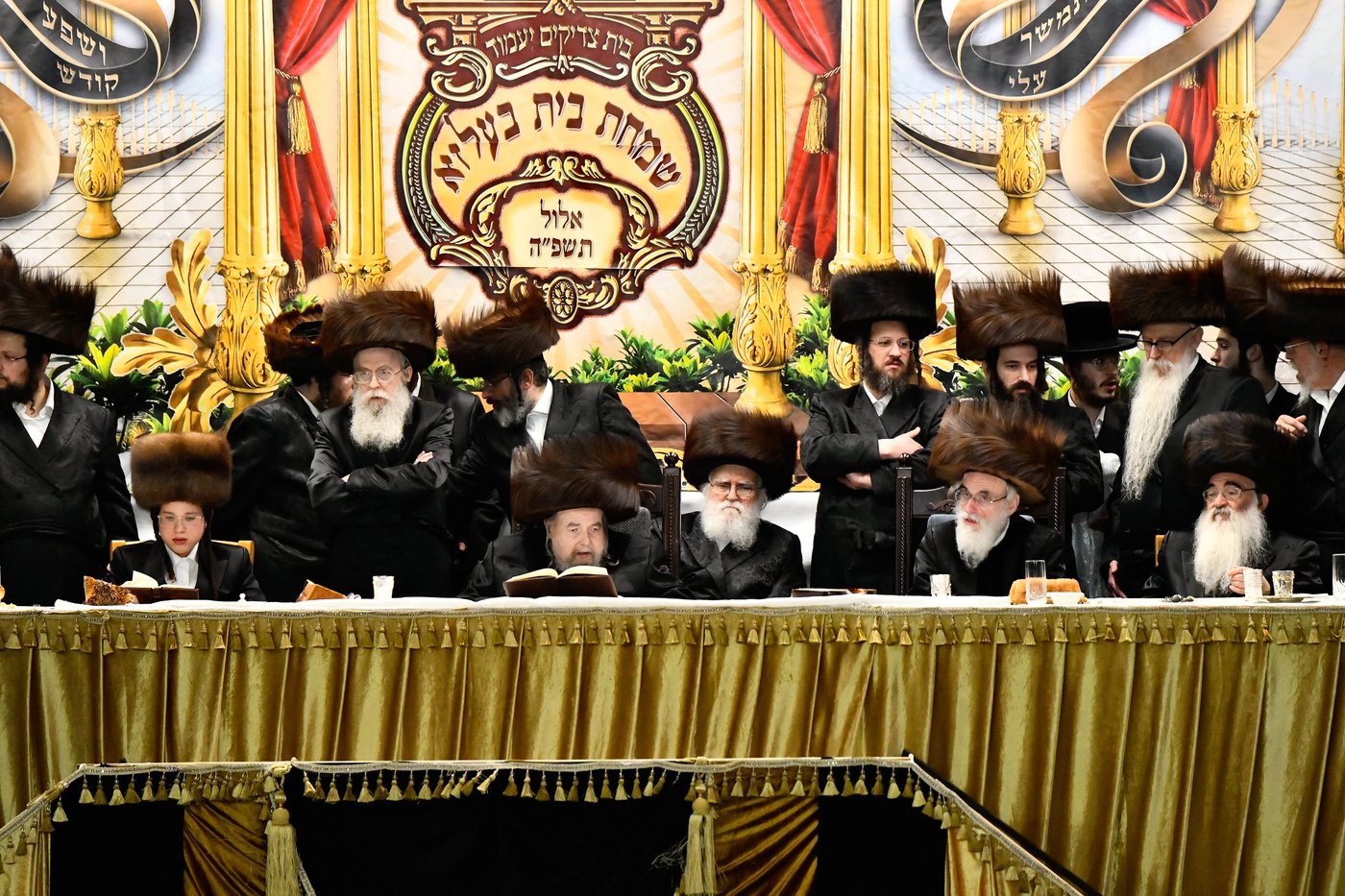 שמחת בר המצווה לנכד האדמו"ר מבעלזא