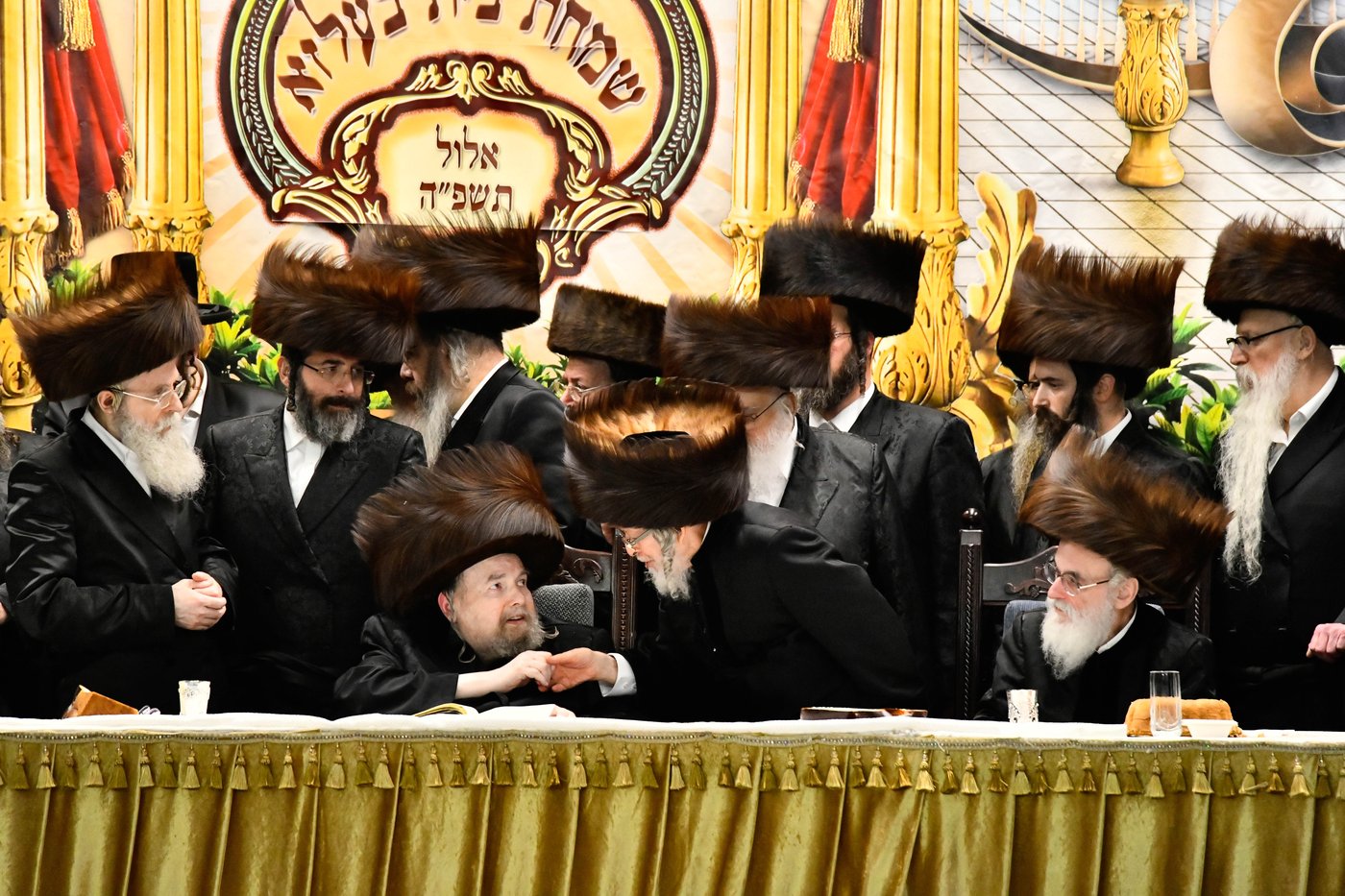 שמחת בר המצווה לנכד האדמו"ר מבעלזא