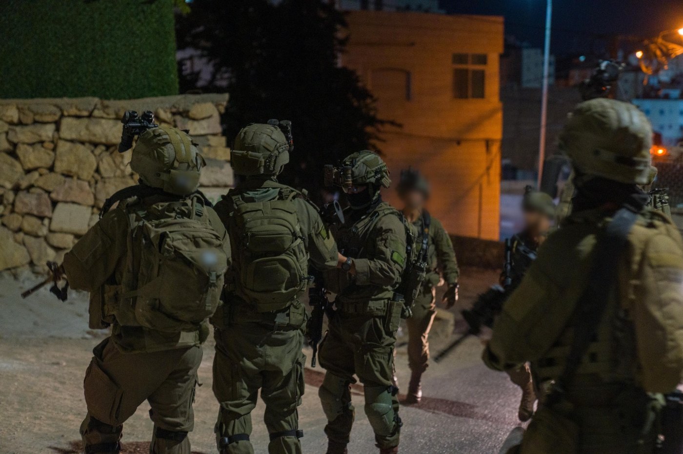 3 מחבלים חוסלו, 72 מבוקשים נעצרו כולל מחבלים שיידו בקבוקי תבערה