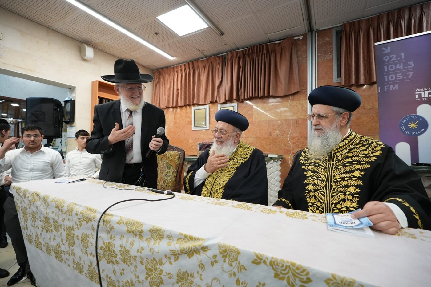 הראשלצי"ם הגר"ד יוסף והגרש"מ עמאר בכסא רחמים