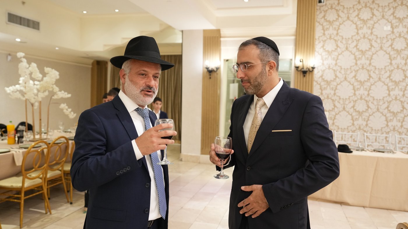 איתי גדסי בירמץ את בנו; מי הגיע לאחל מזל טוב? | צפו בתיעוד נרחב