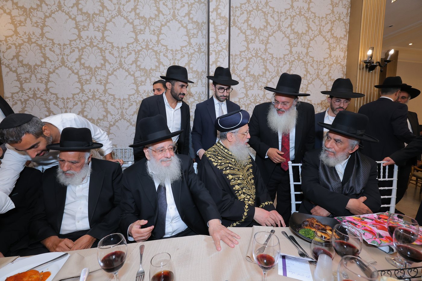 איתי גדסי בירמץ את בנו; מי הגיע לאחל מזל טוב? | צפו בתיעוד נרחב
