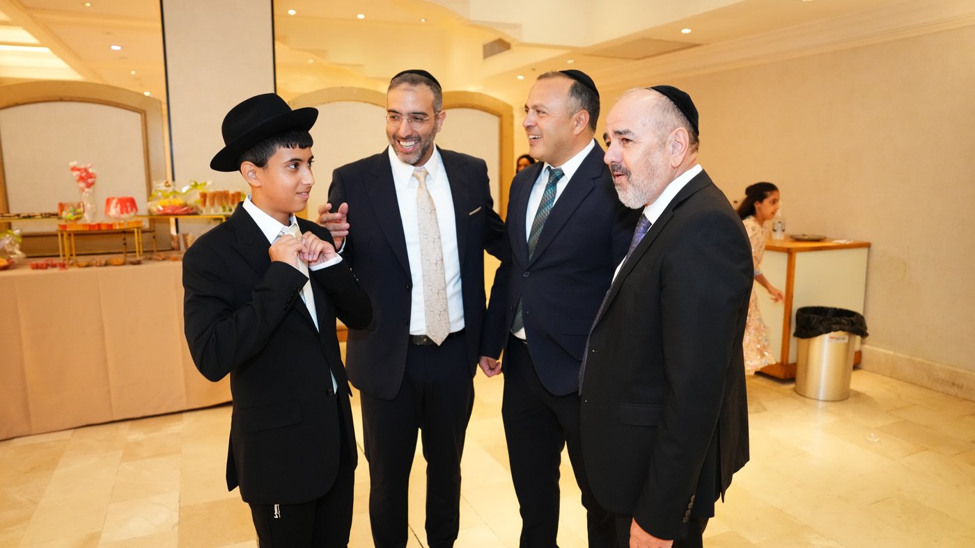 איתי גדסי בירמץ את בנו; מי הגיע לאחל מזל טוב? | צפו בתיעוד נרחב