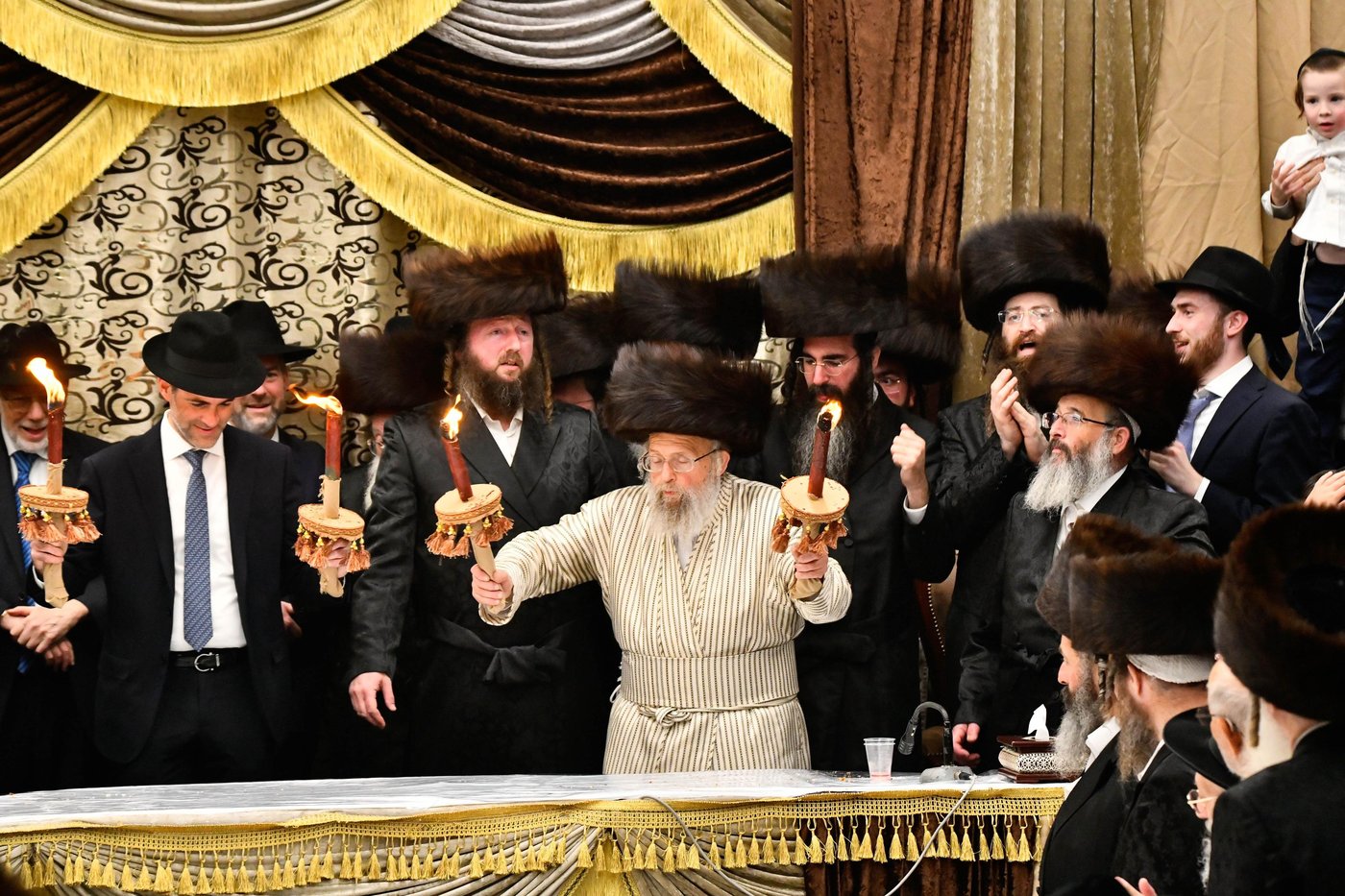 האדמו"ר מפינסק קרלין בטיש חוה"מ סוכות