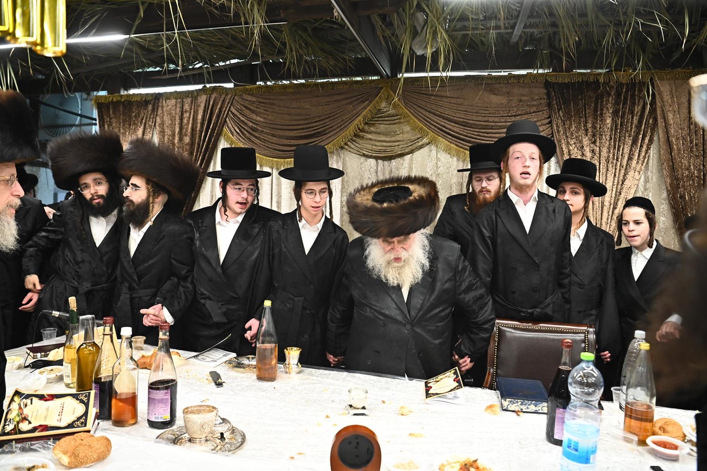 הגה"צ גאב"ד מאקאווא בטיש חוה"מ סוכות
