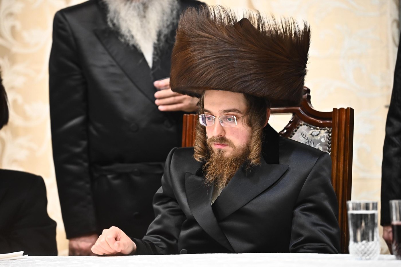 האדמו"ר מסאדיגורה בטיש חוה"מ סוכות