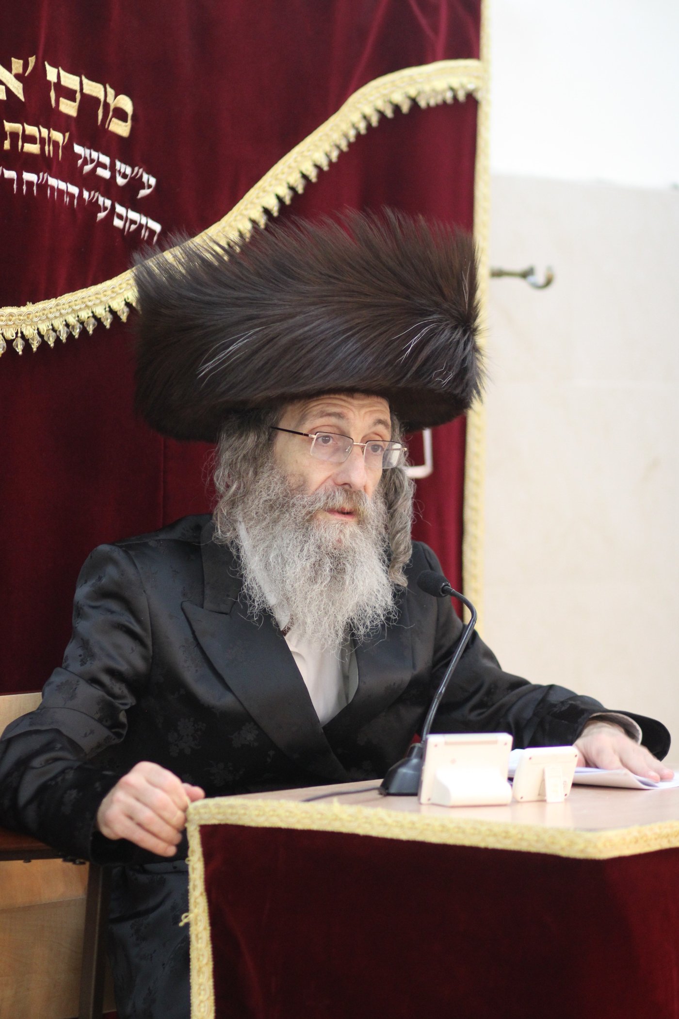 הגה"צ רבי אלימלך בידרמן בשיעור תורה בחוה"מ סוכות