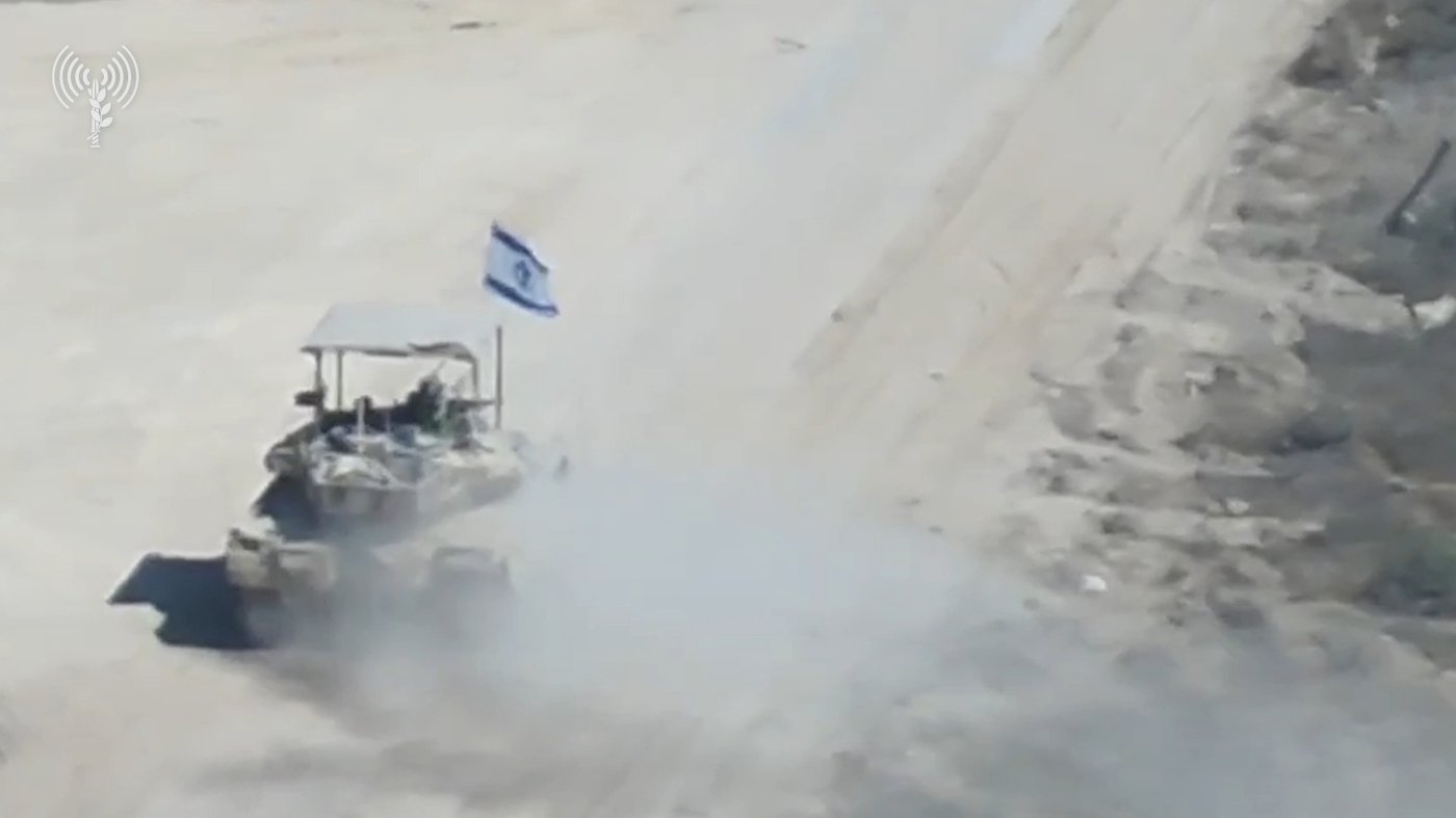 סמוטריץ צייץ "מלחמה" | יאיר גולן: "חייב תגובה נחרצת לחמאס"