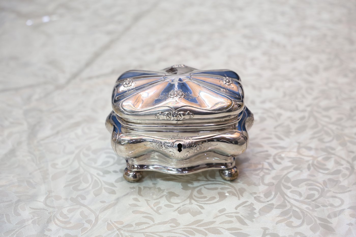 הריש"ב הלברשטאם בביקור אצל האדמו"ר משאץ ויזניץ