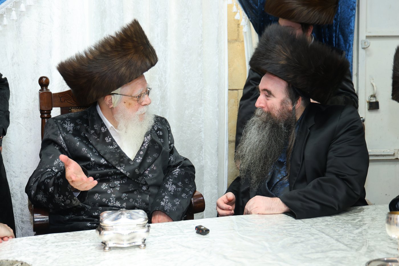 הריש"ב הלברשטאם בביקור אצל האדמו"ר משאץ ויזניץ