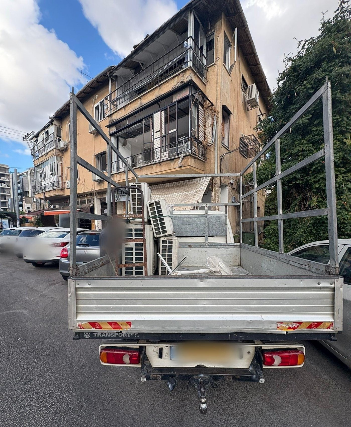 המזגנים שנתפסו ברכב החשודים