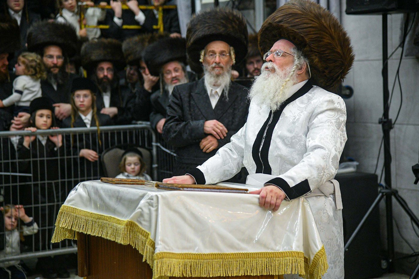 סוכות - הושענא רבה - שמחת תורה, בחצה"ק נדבורנה ירושלים