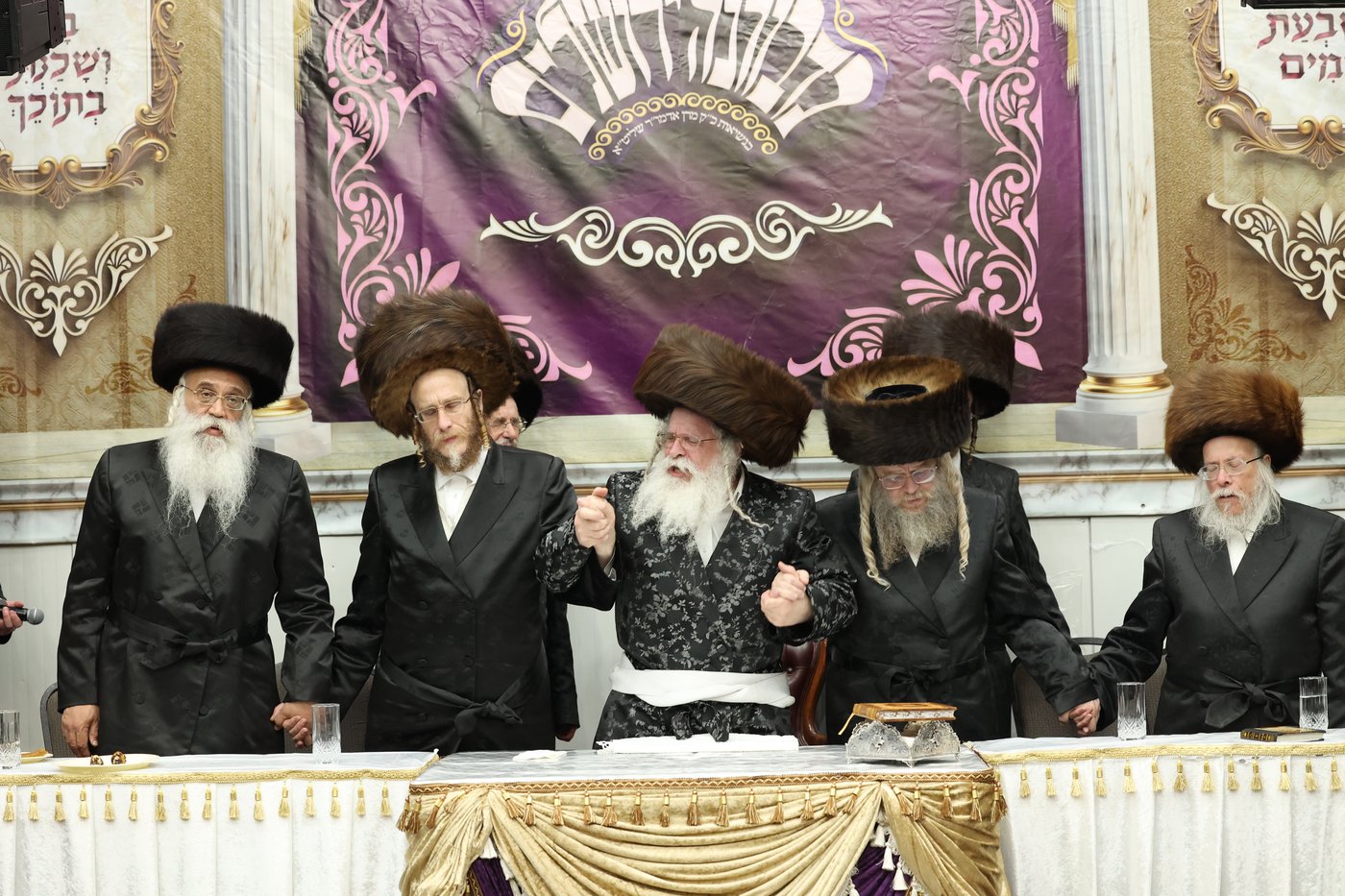 סוכות - הושענא רבה - שמחת תורה, בחצה"ק נדבורנה ירושלים