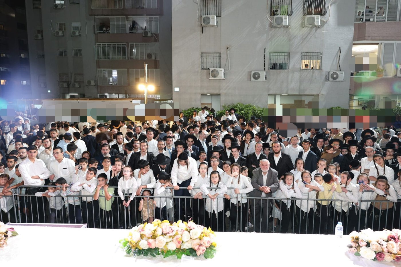 חג הסוכות אצל האדמו"ר רבי דוד חנניה פינטו 