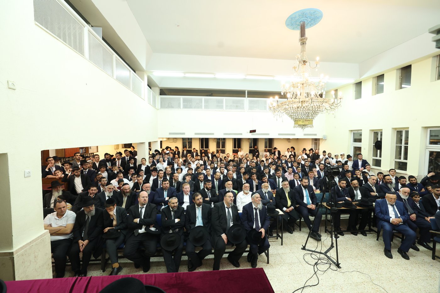 העצרת ב'יזדים'