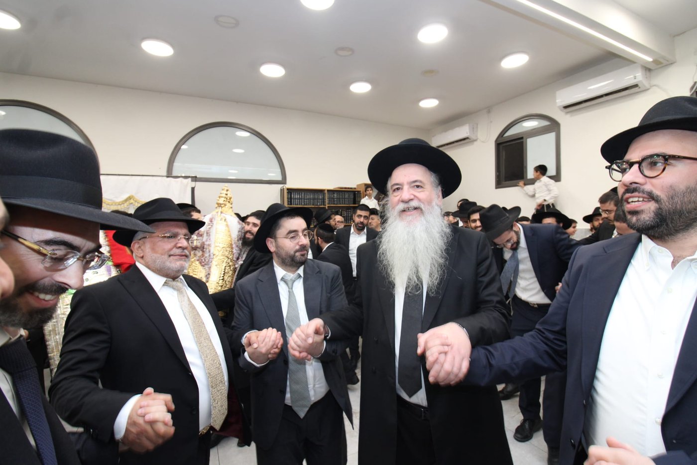 הקפות שניות בקהילה המרכזית בבני ברק