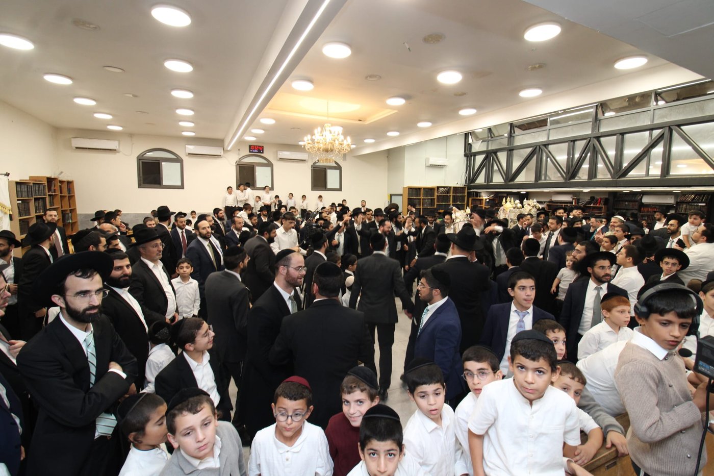 הקפות שניות בקהילה המרכזית בבני ברק