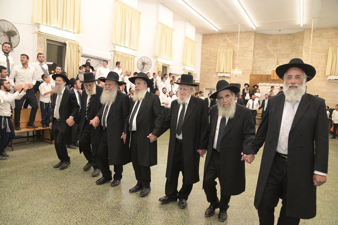 הקפות שניות בישיבת 'שכר שכיר'