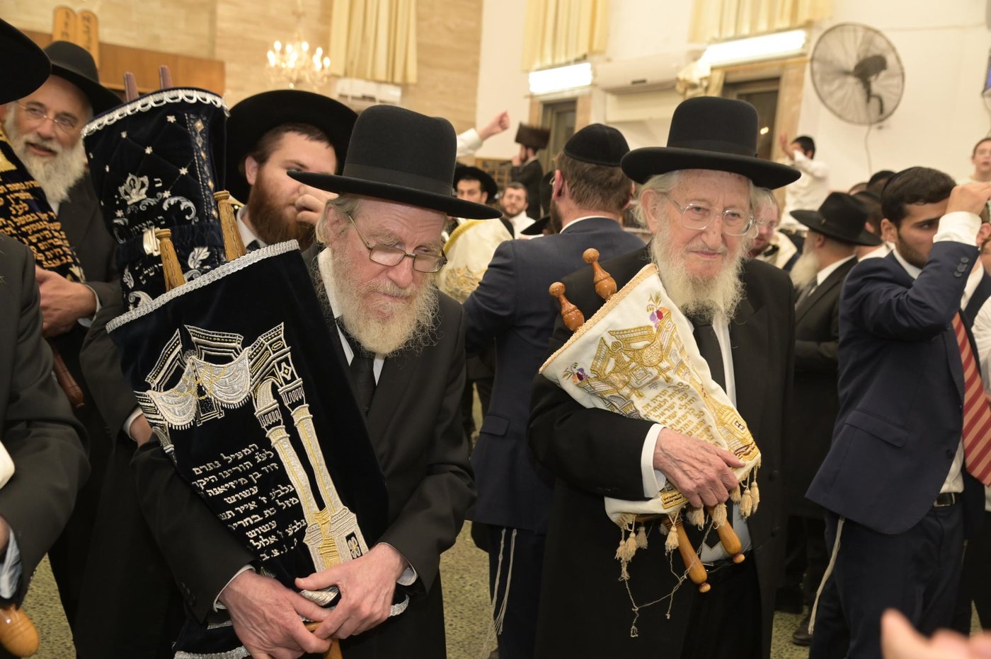 הקפות שניות בישיבת 'שכר שכיר'