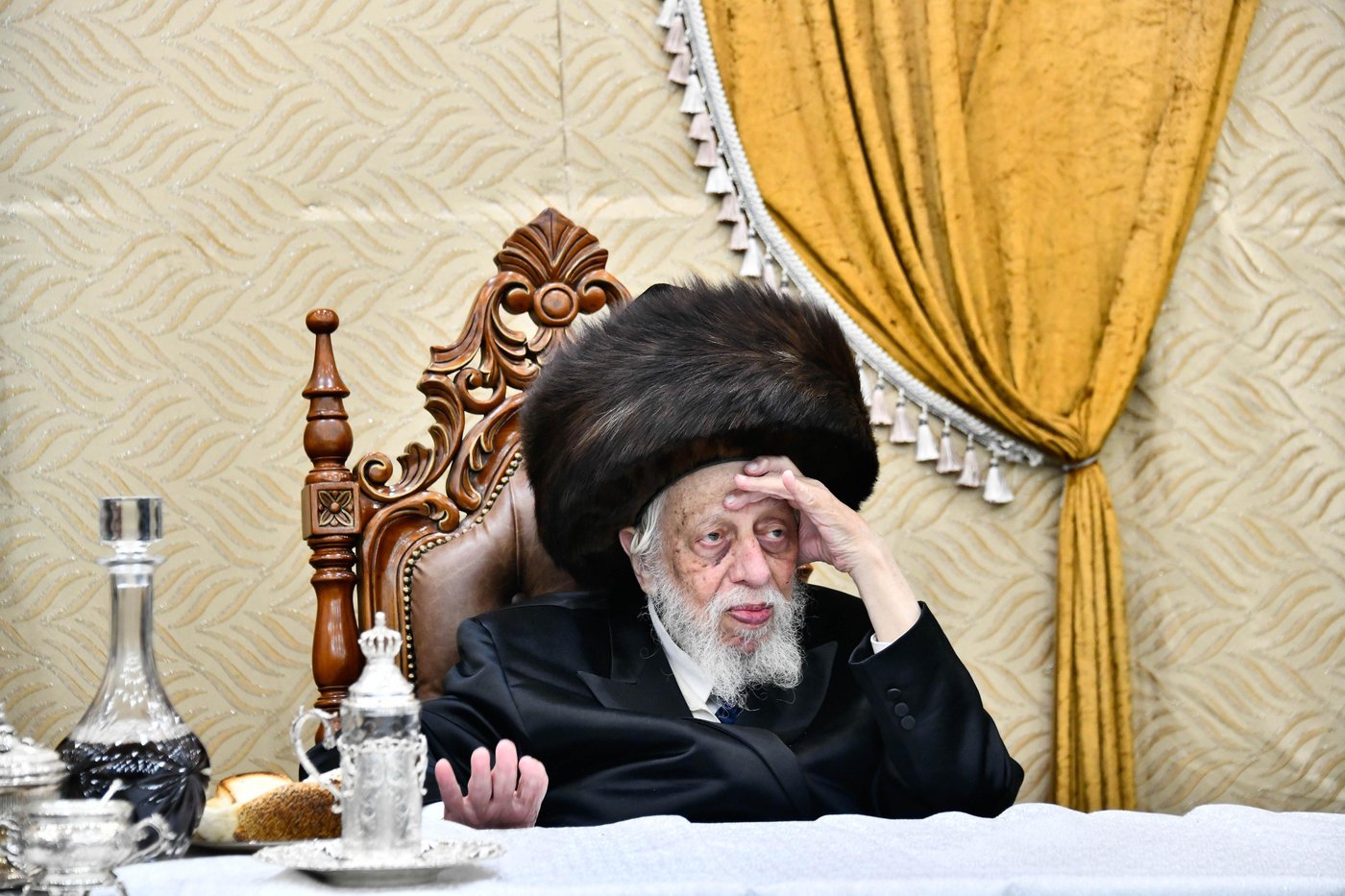 סוכות בחצה"ק קופטשניץ