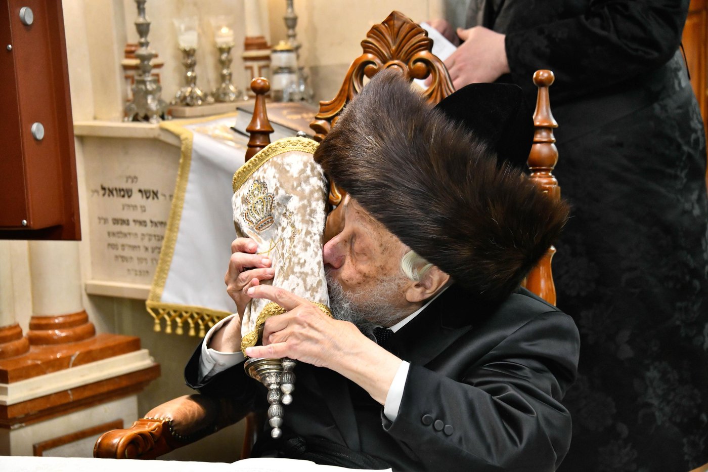 הקפות שניות בחצה"ק קופטשניץ