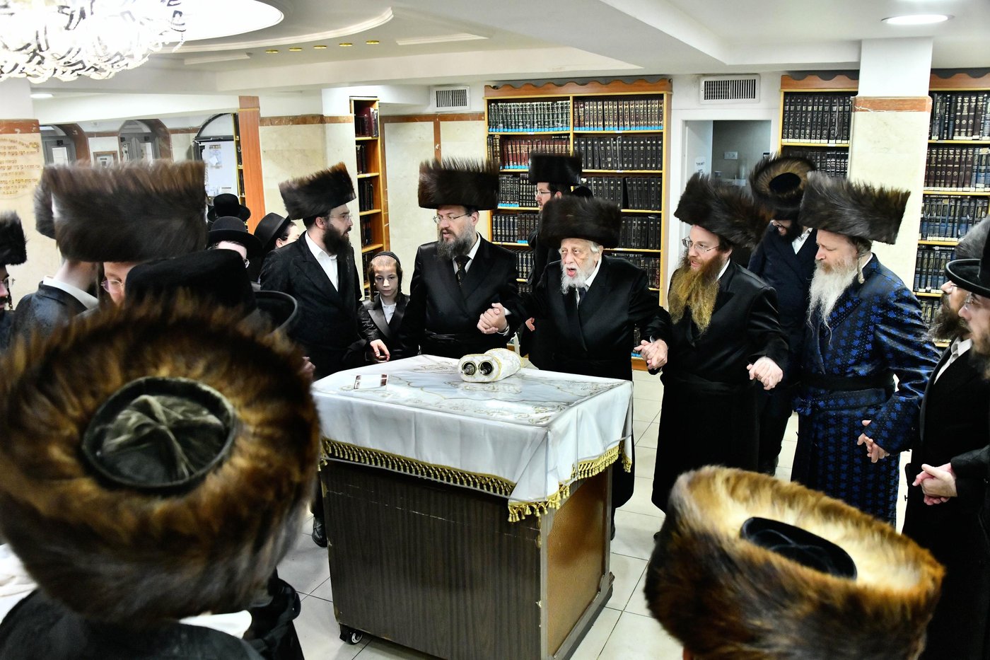 הקפות שניות בחצה"ק קופטשניץ