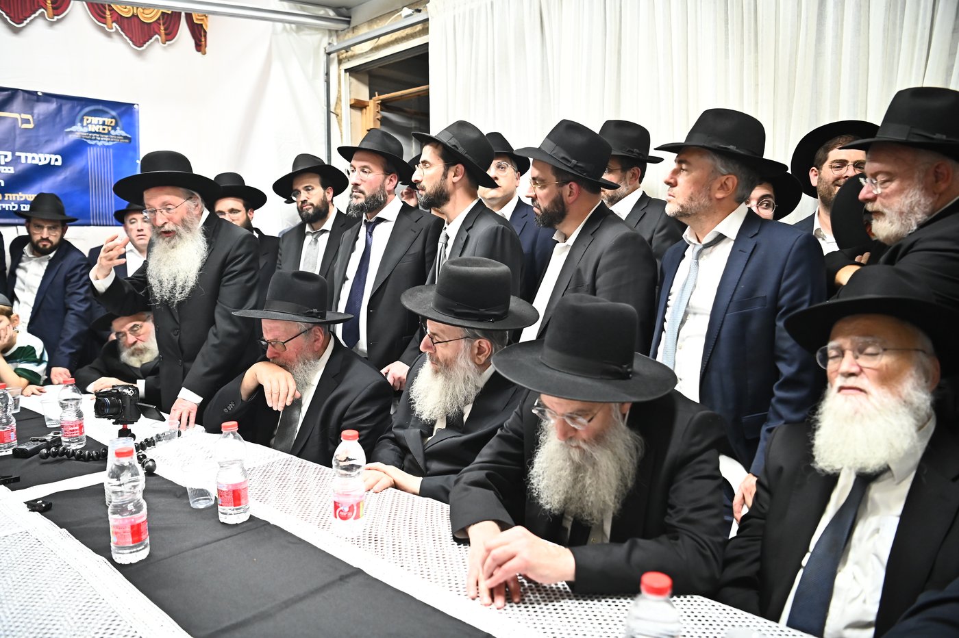 כינוס גדולי הדור בבני ברק