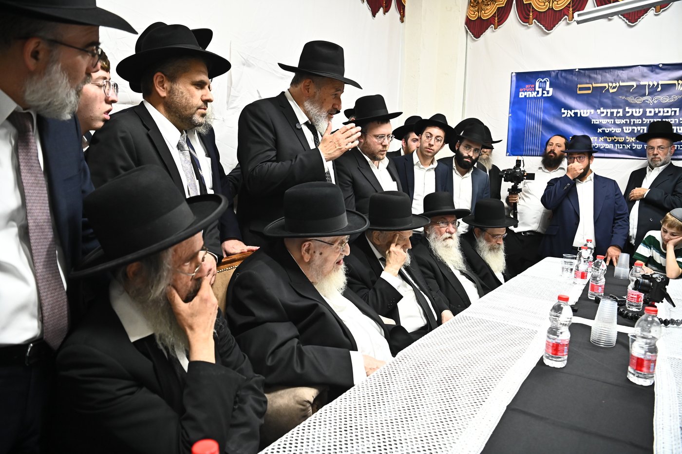 כינוס גדולי הדור בבני ברק