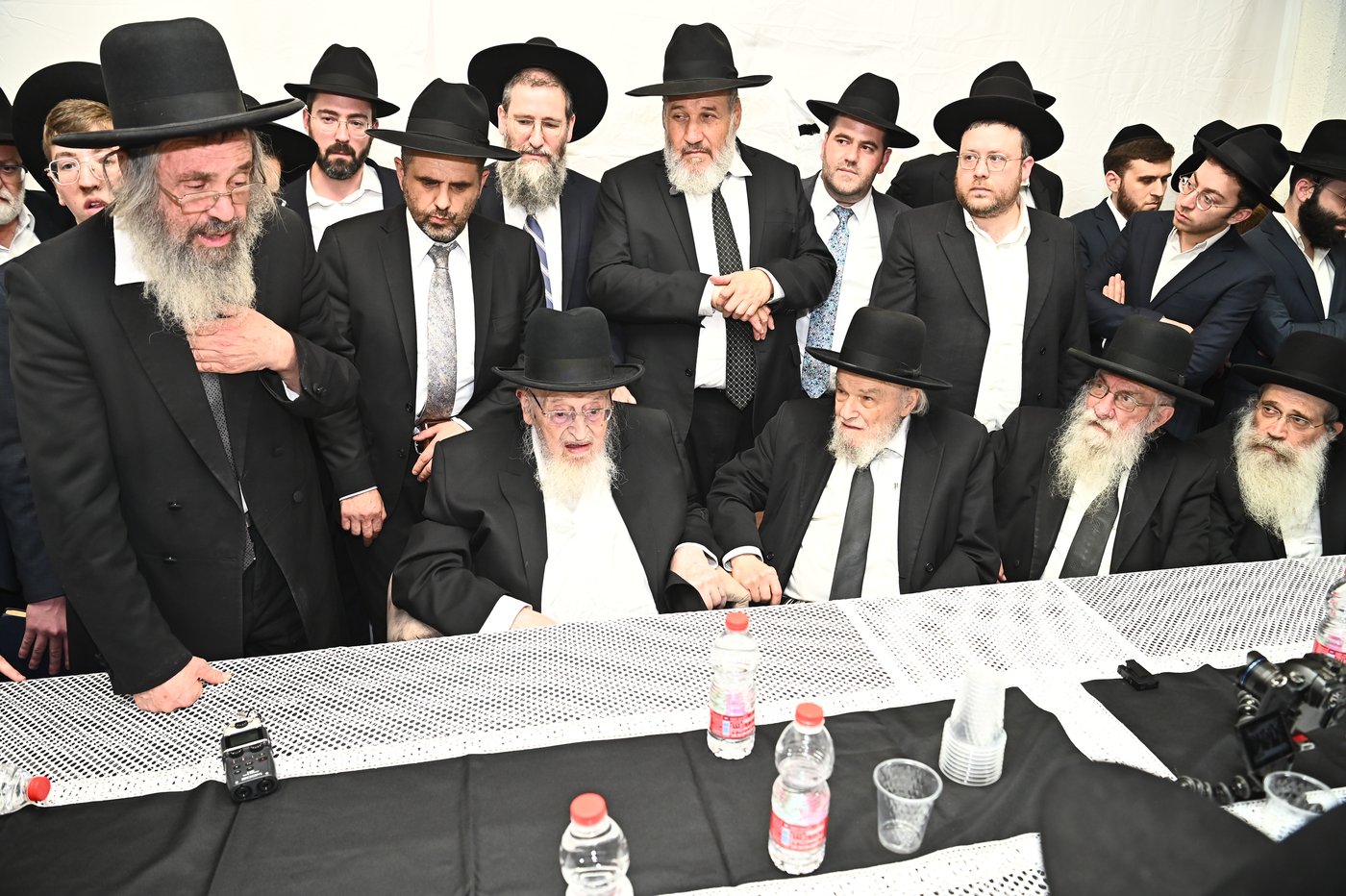 כינוס גדולי הדור בבני ברק