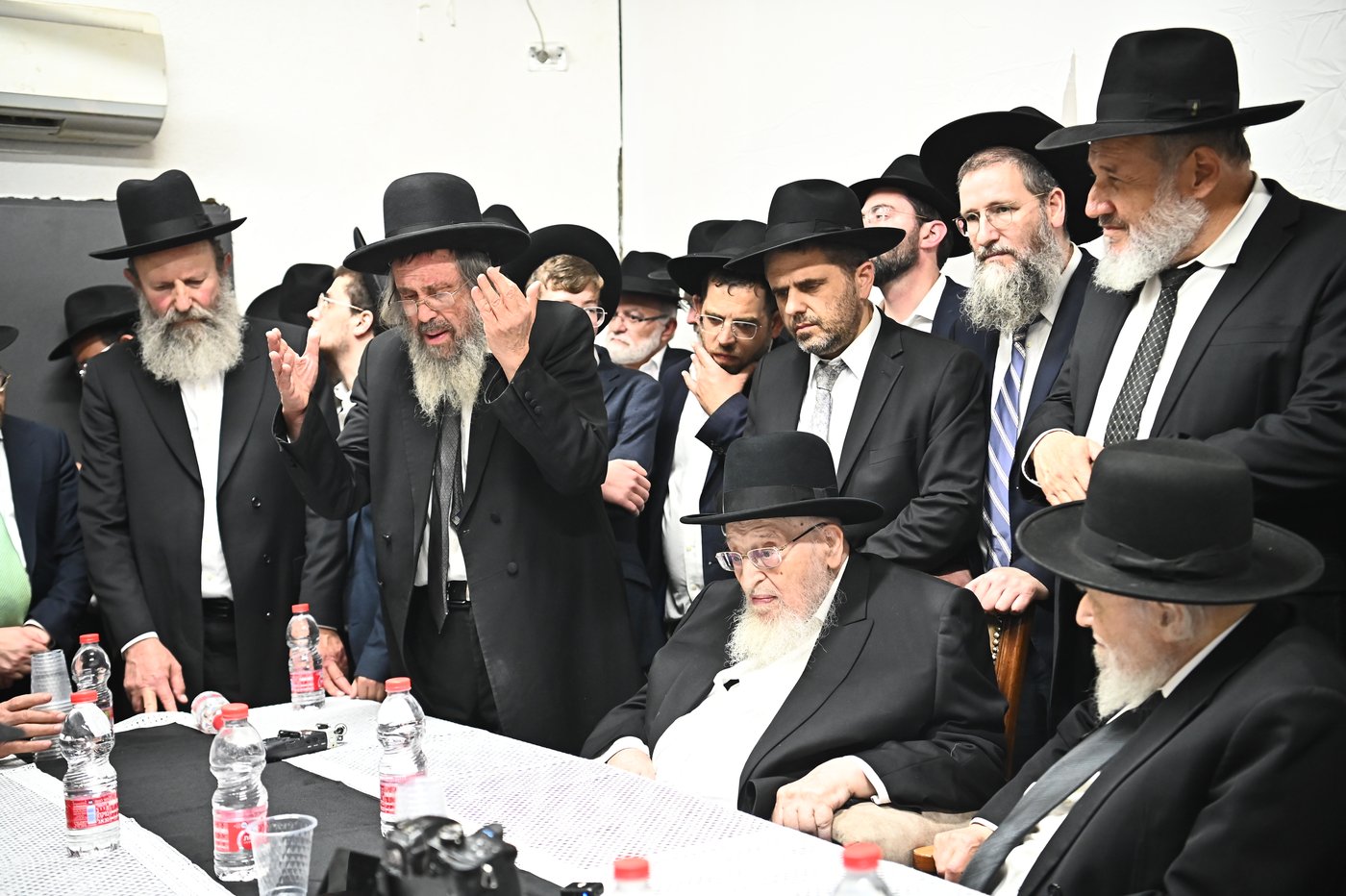 כינוס גדולי הדור בבני ברק