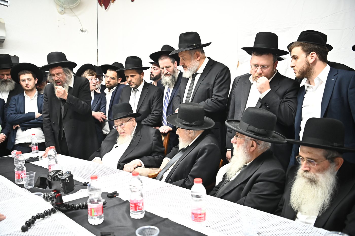 כינוס גדולי הדור בבני ברק