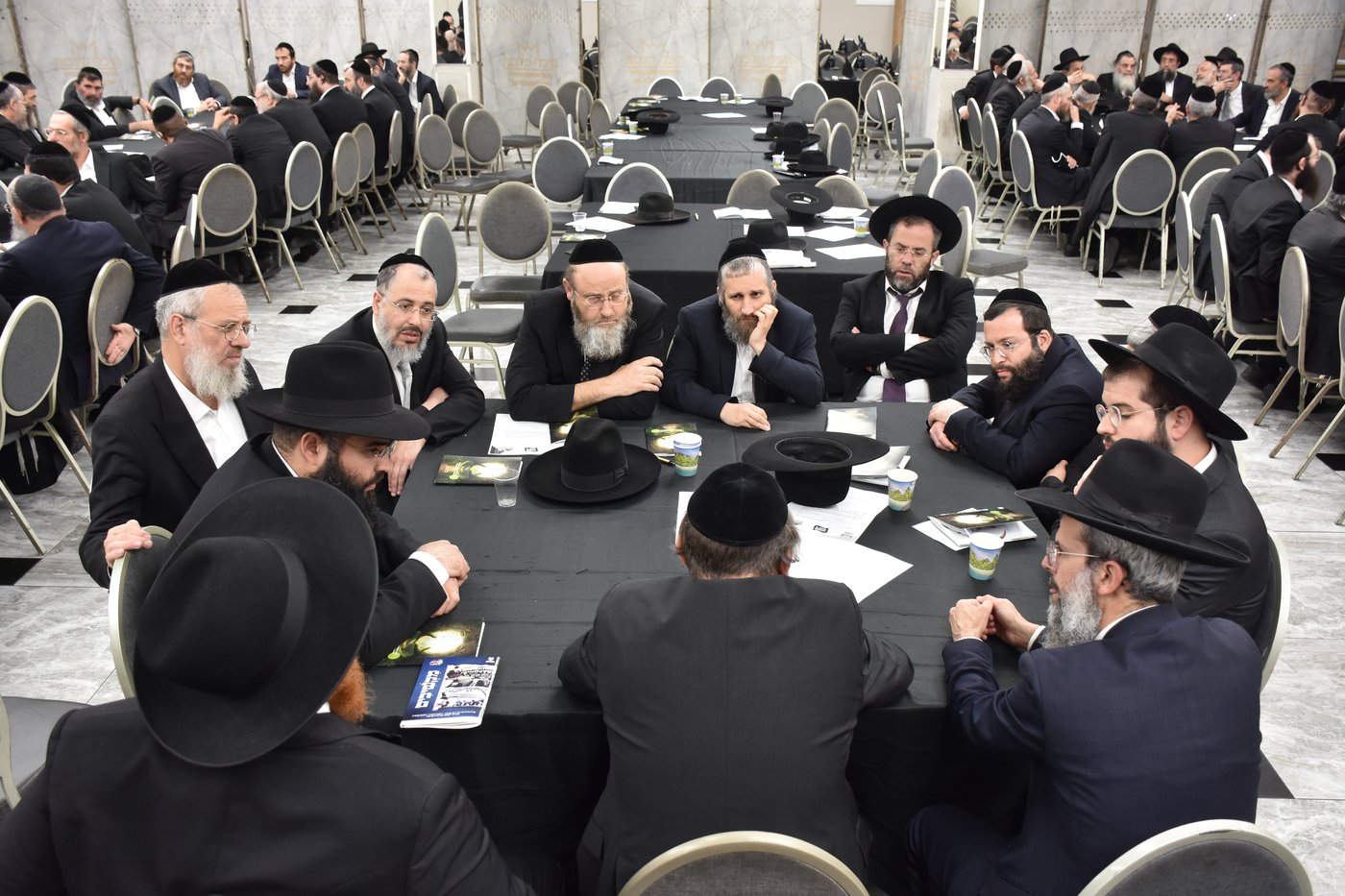 ועידת חינוך בבני ברק בראשות גדולי ישראל