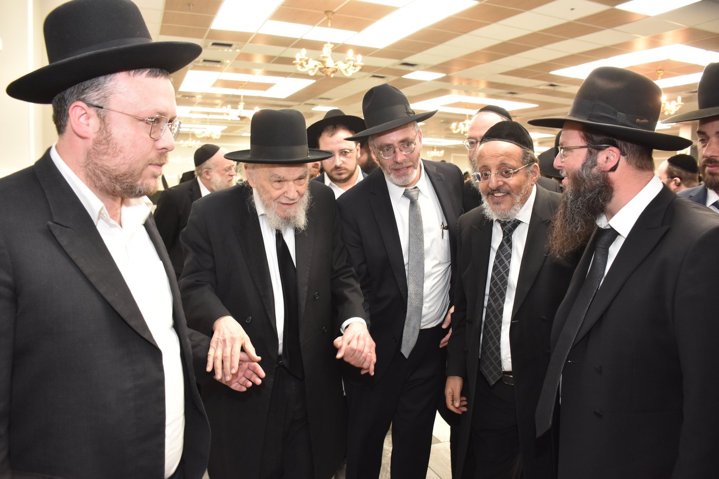 ועידת חינוך בבני ברק בראשות גדולי ישראל