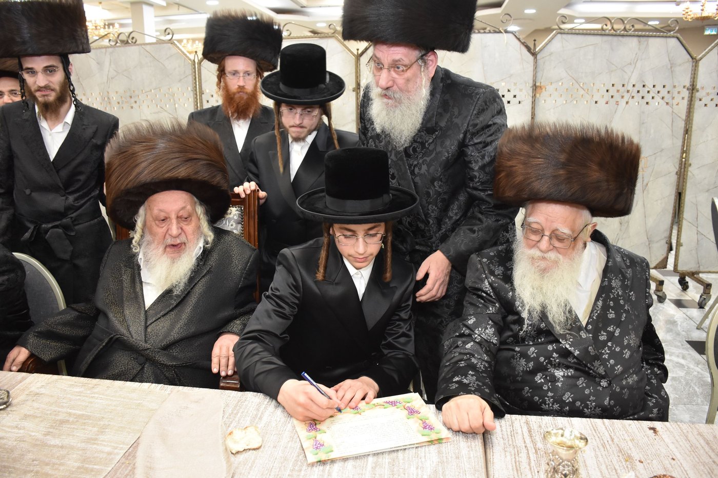 שמחת התנאים בחצרות נדבורנה - נאראל - זוועהיל - שאץ ויזניץ 