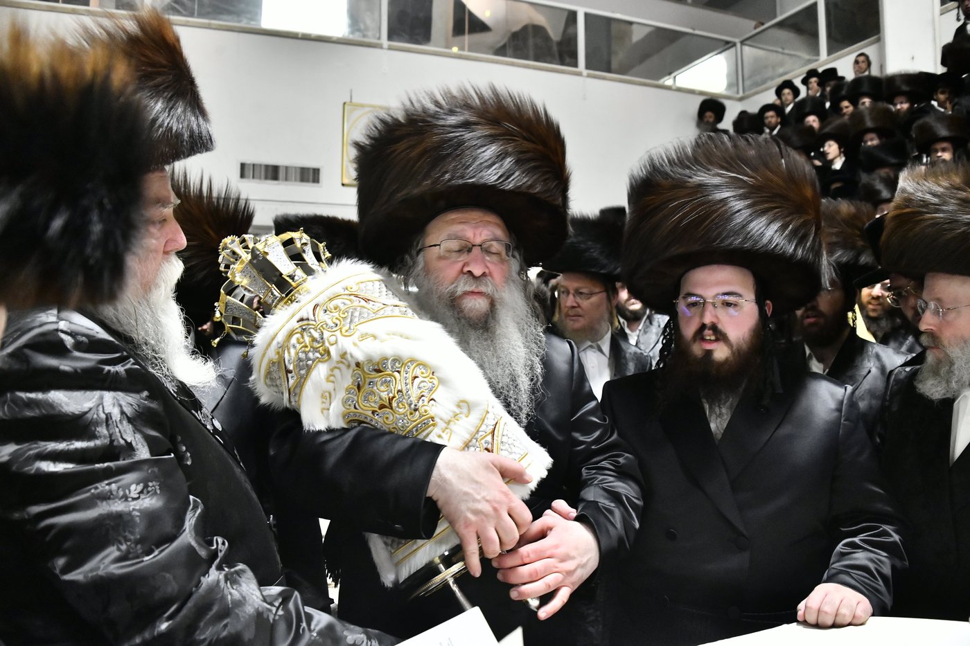 הכנסת ס"ת בנדבורנה