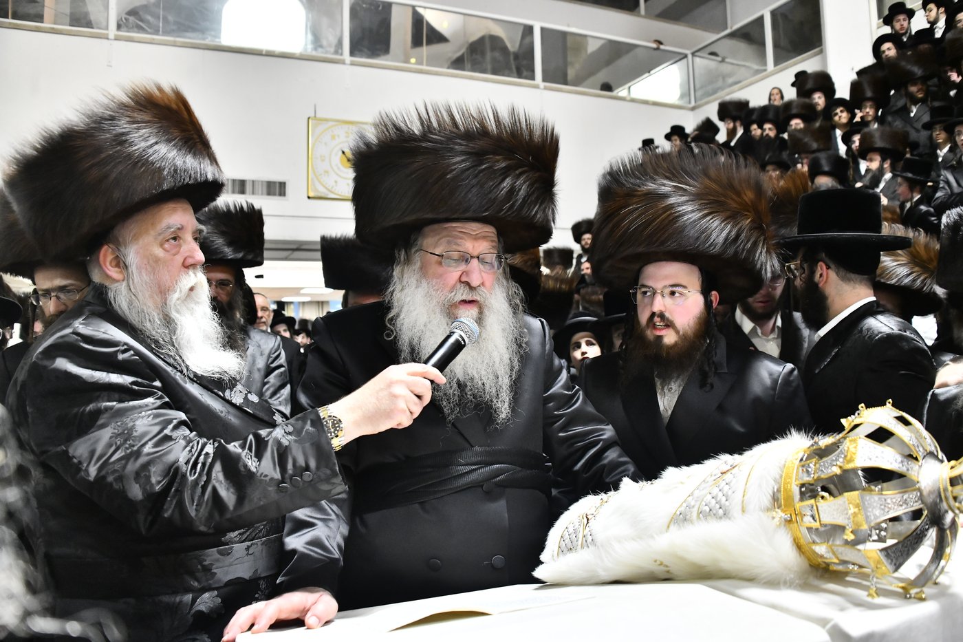 הכנסת ס"ת בנדבורנה