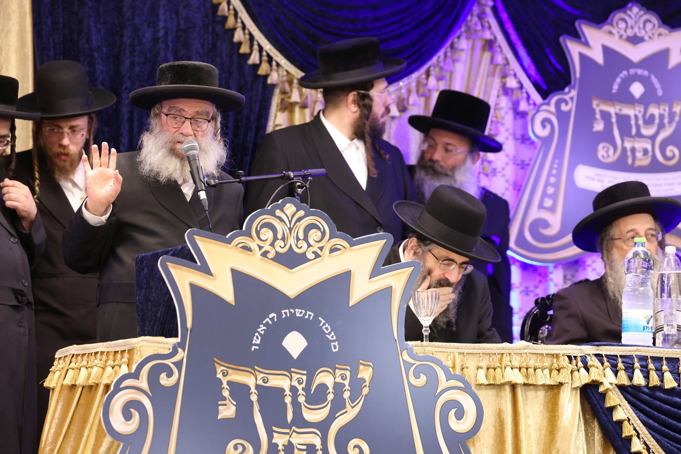 מעמד הכתרת 70 דיינים ומורי הוראה בירושלים