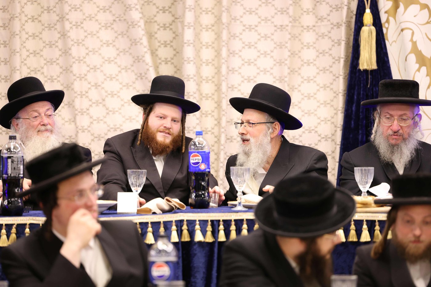 מעמד הכתרת 70 דיינים ומורי הוראה בירושלים