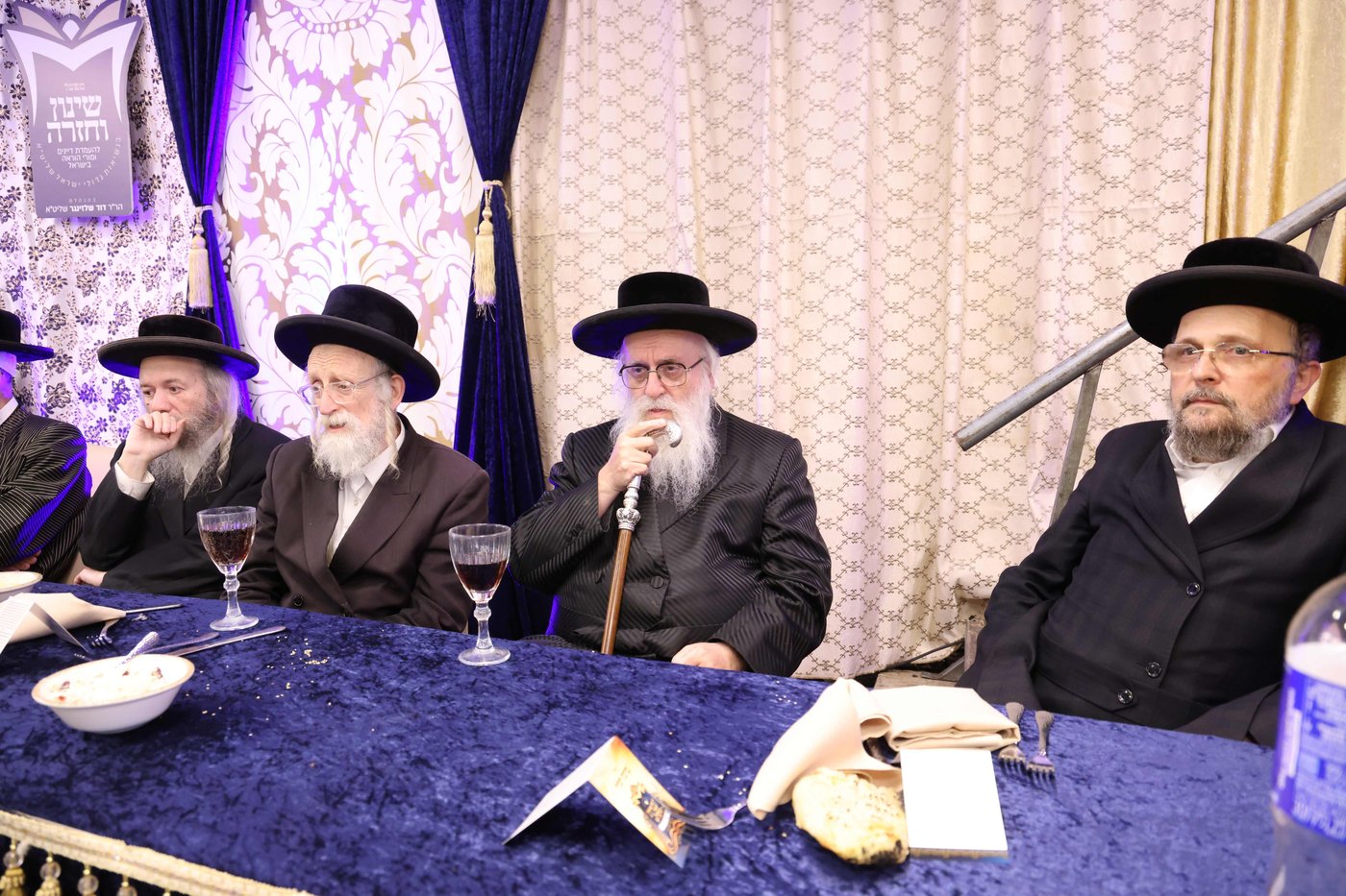 מעמד הכתרת 70 דיינים ומורי הוראה בירושלים