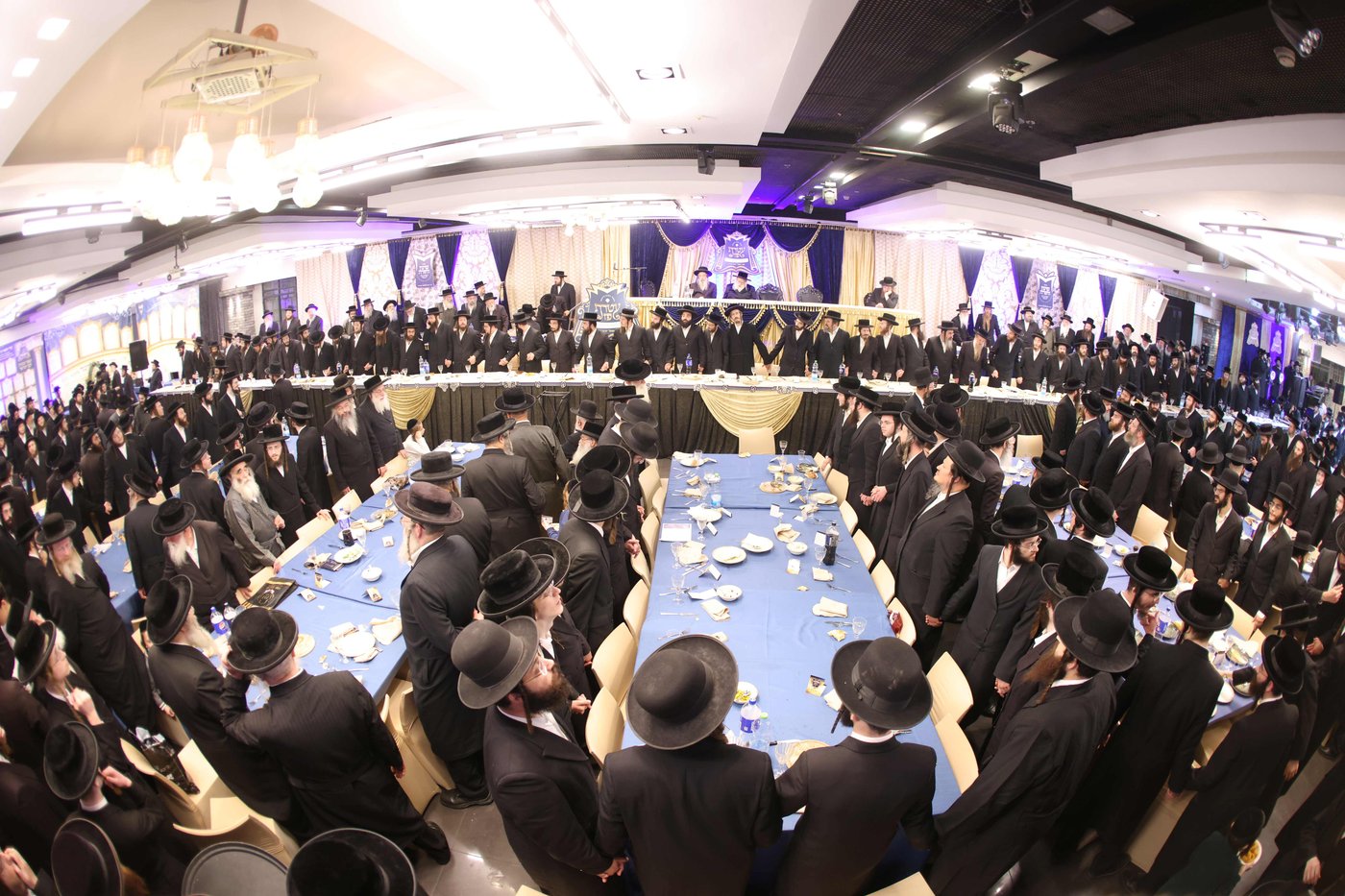 מעמד הכתרת 70 דיינים ומורי הוראה בירושלים