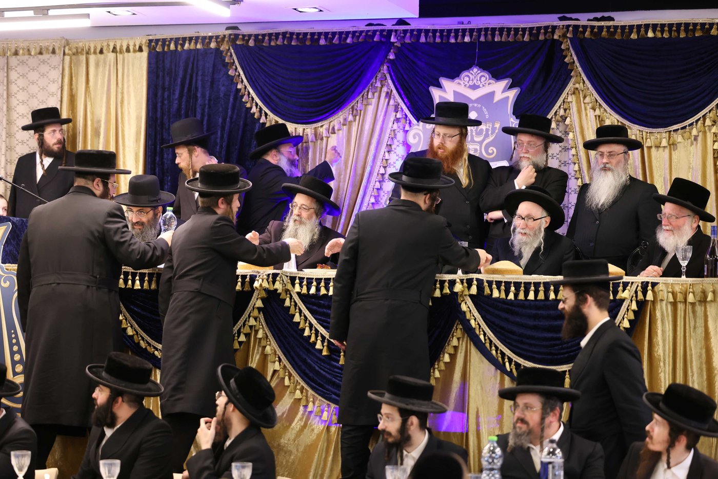 מעמד הכתרת 70 דיינים ומורי הוראה בירושלים