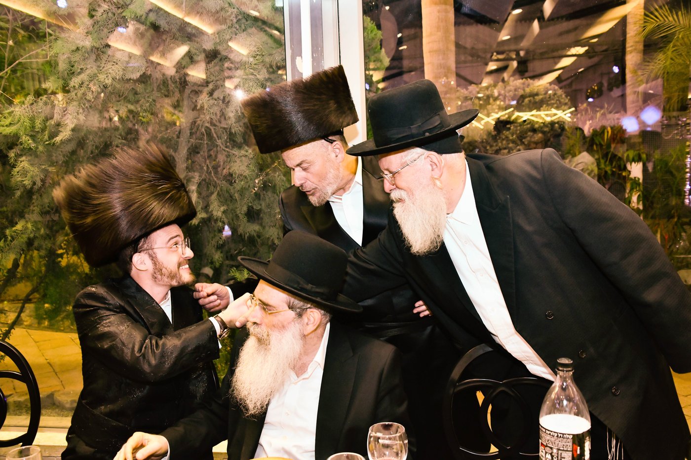 שמחת נישואי בת העסקן ר' ארי קורניצר