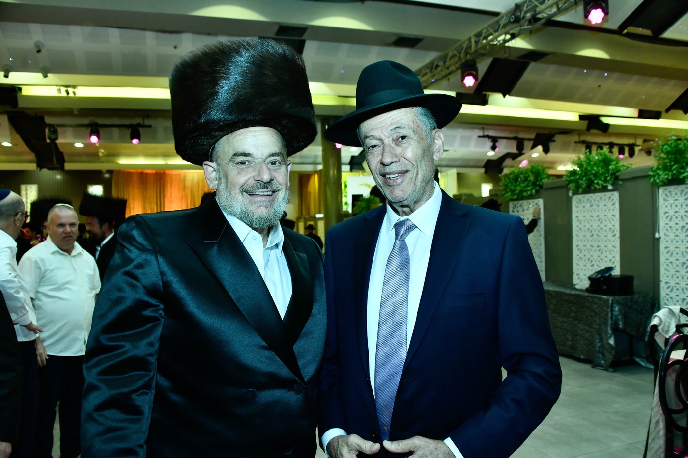 שמחת נישואי בת העסקן ר' ארי קורניצר